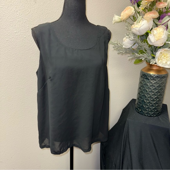 Josephine Tops - Josephine Woman Black Chiffon Sleeveless Blouse Classic Flowy Top